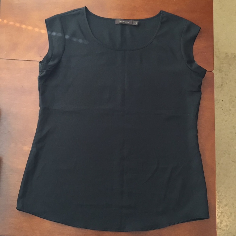 The Limited cap sleeve shell
